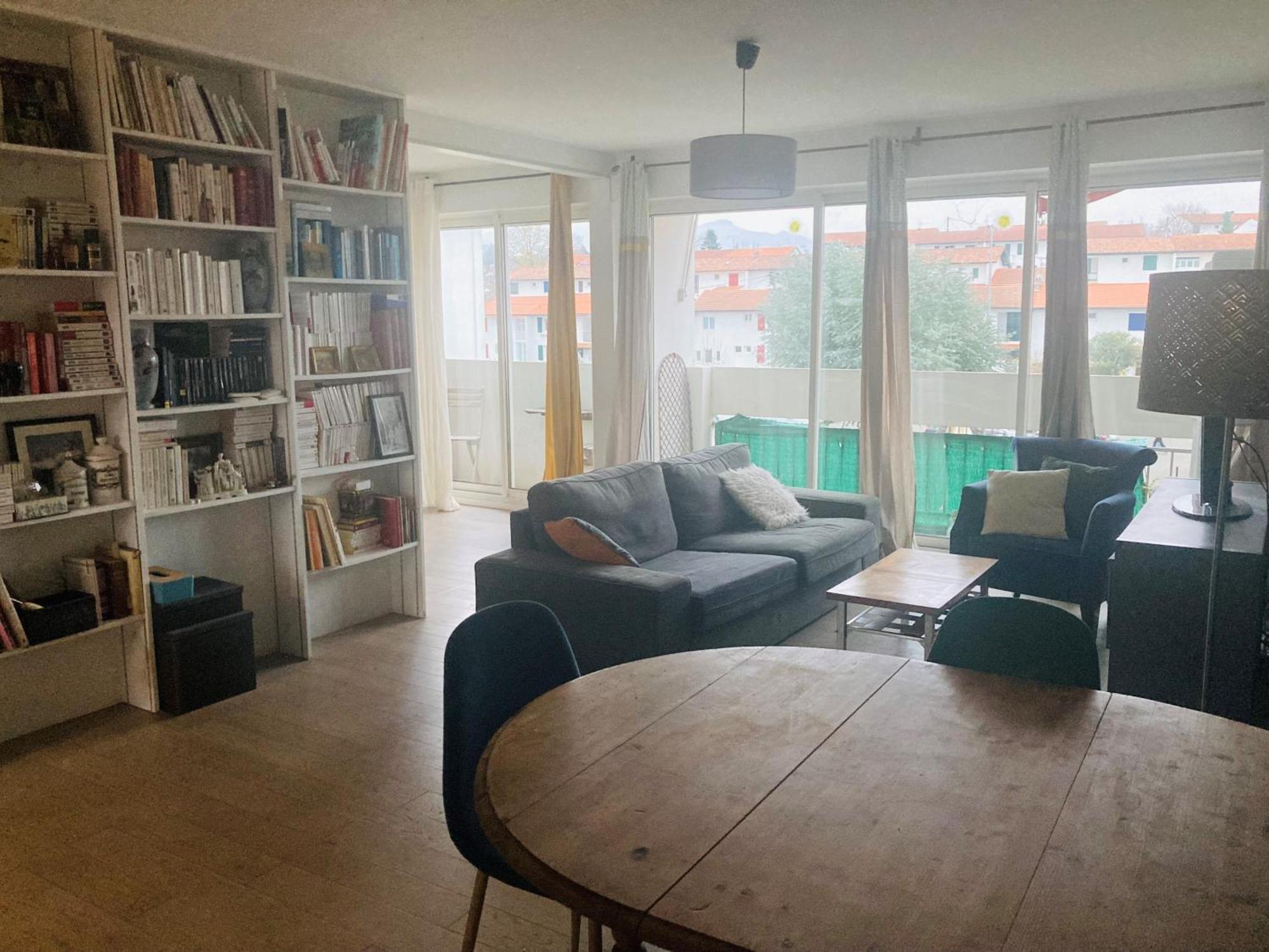 Appartement Lumineux 2 Chambres 西布勒 外观 照片